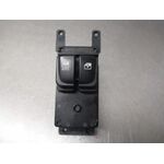 HYUNDAI i20 DÜĞME CAM AÇMA SOL (ÇİFTLİ) OTOMATİK MOBIS 93570-1J012
