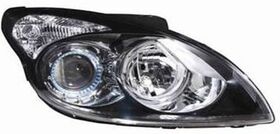 FAR SAĞ 07- HYUNDAI i30 DEPO 921022R000