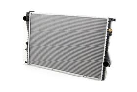 SU RADYATÖRÜ 94-03 BMW E38 KALE 17111702969