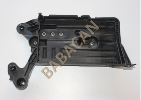AKÜ ALT BRAKETİ 13/- VW GOLF7 BTAP 5Q0915331H