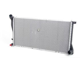 SU RADYATÖRÜ 96-03 BMW E38 BSG 17112247345