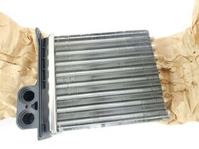 KALORİFER RADYATÖRÜ 2009-2013 MERCEDES SPRINTER BSG A0038359001