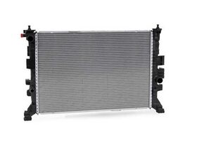 SU RADYATÖRÜ 12-15 MERCEDES CLA C117 BEHR A2465001203