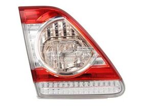 STOP LAMBASI İÇ SOL 10-12 TOYOTA COROLLA DEPO 8159112150