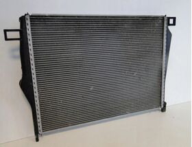 SU RADYATÖRÜ 2014- MERCEDES C W205 BSG A0995006903