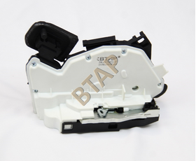 KAPI KİLİDİ ARKA İÇ R 13/- VW GOLF7 BTAP 5K4839016Q