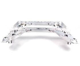 TRAVERS ÖN BMW E90 BTAP 31116785639