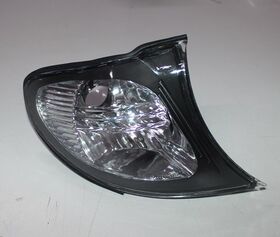 SİNYAL LAMBASI SİYAH GRİ SAĞ BMW E46 BTAP 63136914200