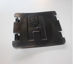 ÇAMURLUK DAVLUMBAZI KAPAĞI ÖN BMW F20 BTAP 51717260397