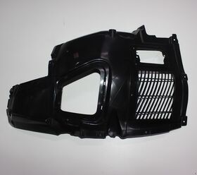 ÇAMURLUK DAVLUMBAZI ÖN SAĞ ÖN PARÇA BMW F10 BTAP 51717186728